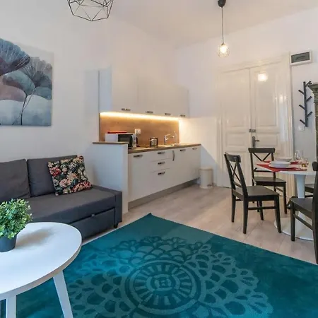 Rijeka Inn Apartment * Rijeka